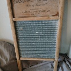 VINTAGE FROM 1940S CARALINA WASHINGBOARD CO
