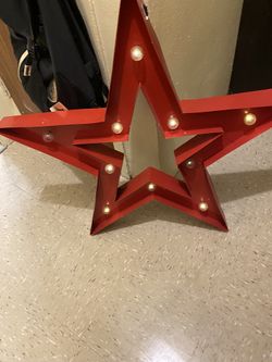 Large Star With Lights 