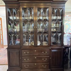 Ethan Allen China Cabinet