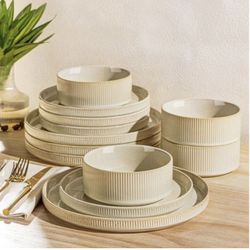 TheTerra Ceramic Dinnerware Sets for 4