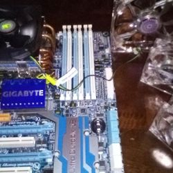 *LIKE NEW*  ULTRA DURABLE 3 ( GIGABYTE )