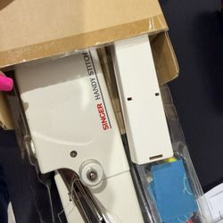 Singer, Sewing Machine