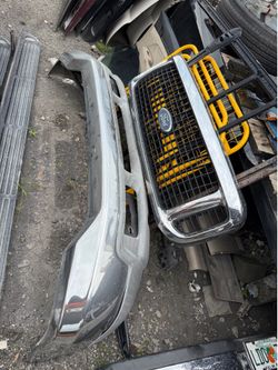 Ford 1(contact info removed) f250 f350 excursion front bumper, and grill