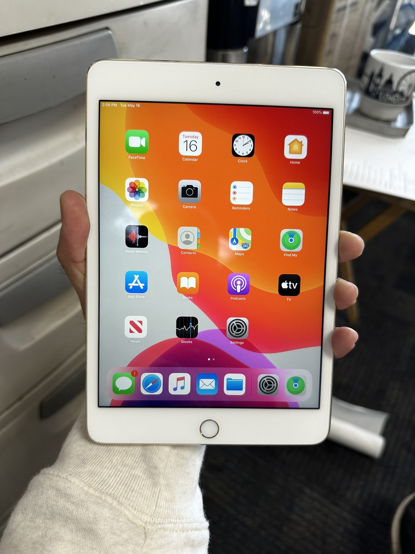 iPad Mini 4 128gb Wi-Fi Model Gold 