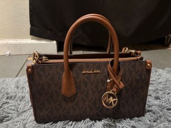 Micheal kores bag