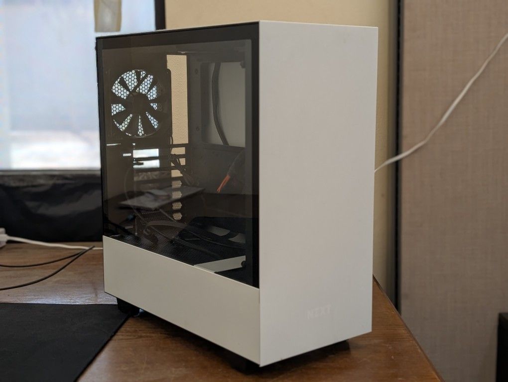 NZXT ATX Computer Case With 600w Power Supply