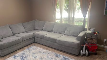 Sectional couch