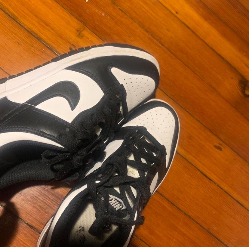 Nike Panda Dunks