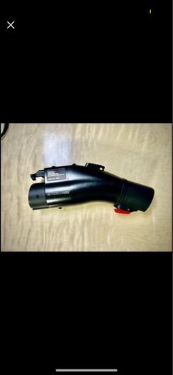 Tesla to J1772 Level 2 EV Charging Adapter with Moniup Hard Case