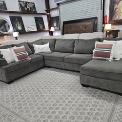 Gray U-Shaped Sectional w/ Chaise – Same-Day Delivery