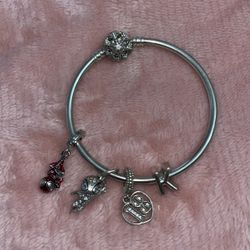 Pandora Bracelet With Charms 