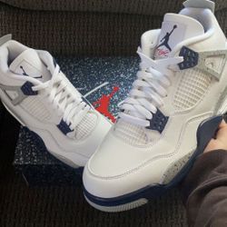 Air Jordan 4 Retro Midnight Navy Size 7Y/ Mens Size 7