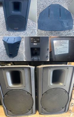 SUBWOOFERS!!!  (RAMSA) DELIVERS BASS DOWN TO 30 Hz.  Connections: Includes 1/4 inch TRS PRO AUDIO COMPACT PASSIVE SUBWOOFERS!