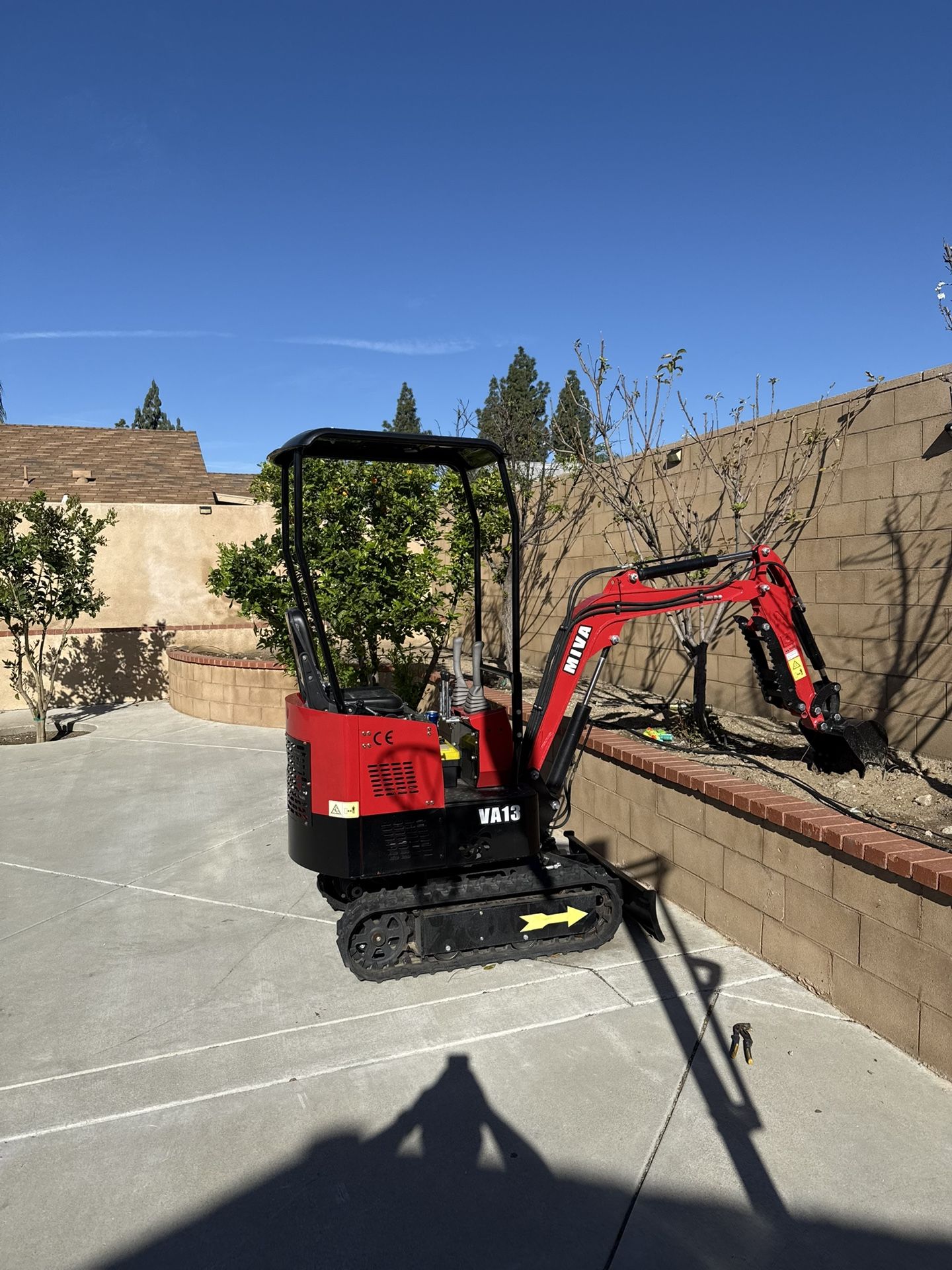 MIVA Mini Excavator