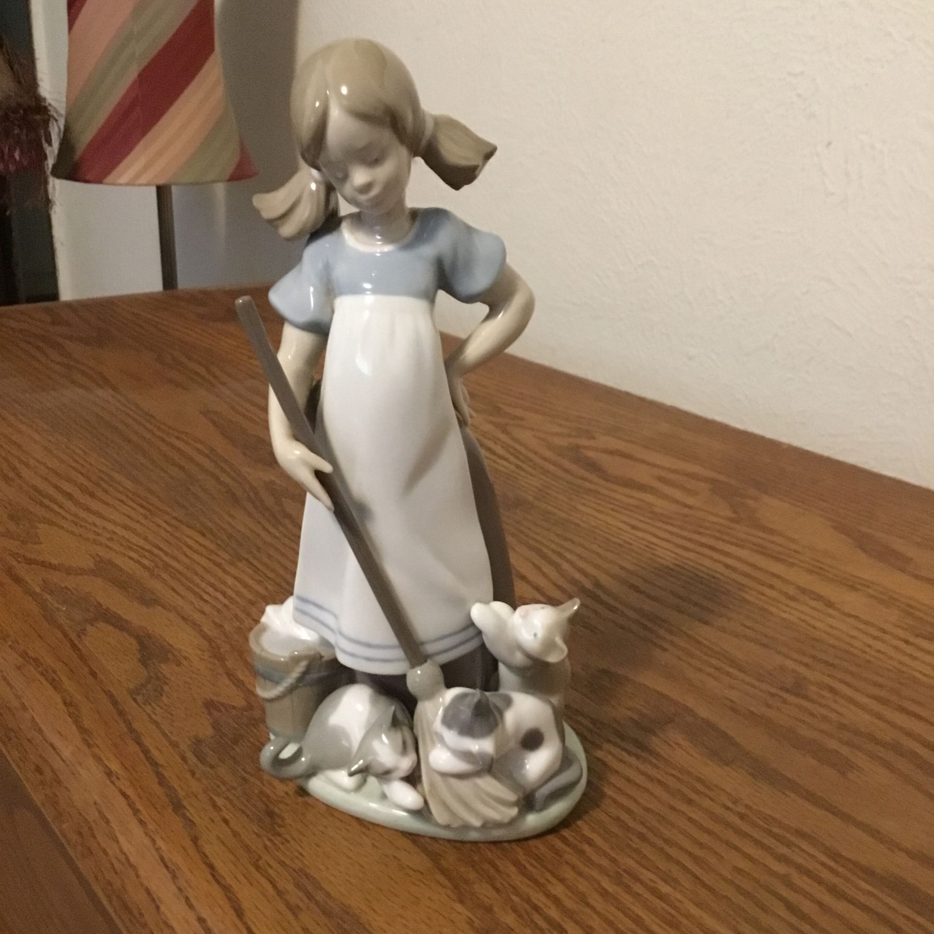 Lladro "Playful Kittens Collectible Figurine #05232 Retired Glazed Finish