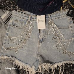 NWT Womens 𝕊𝕙𝕚𝕟𝕖 𝔹𝕣𝕚𝕘𝕙𝕥 𝕊𝕙𝕠𝕣𝕥𝕤 MED
