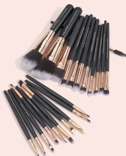 Brand New  Makeup Brushes 