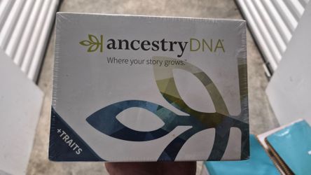 AncestryDNA + Traits Kit
