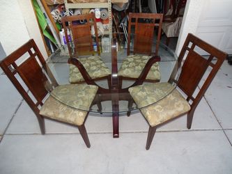 Available 5 pc Modern kitchen set
