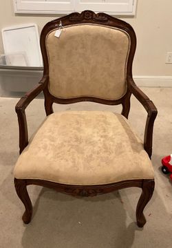 FURNITURE - INCL full bedroom sets