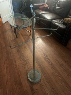 Vintage MCM Countertop 4 ft. Metal Tie Rack