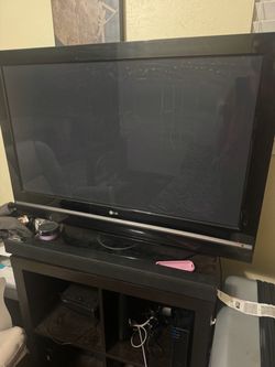 LG flat screen HDTV