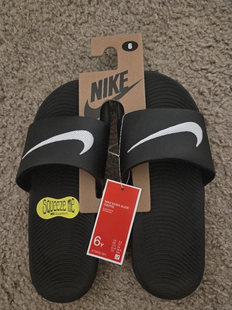 Nike Kawa Slides