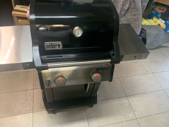 WEBER TWO BURNER GRILL BLACK EDITION