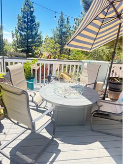 4 Patio chairs New*