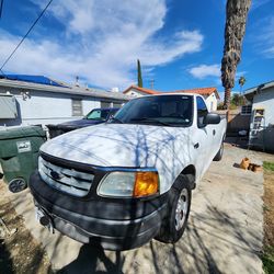 04 Ford F150 Xl Heritage 74k miles