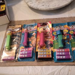 7 Vintage Pez Dispensers All In Original Packages