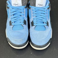 Jordan 4’s University Blue