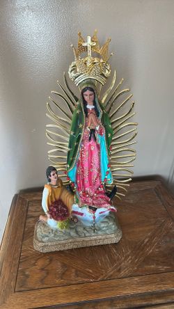 Virgin Mary statue