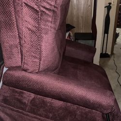 Best Offer Pride Power Lift Recliner Great For Everyone – 650 New Hope