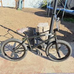 Two Cult Biggie Frames For Sell 21.25