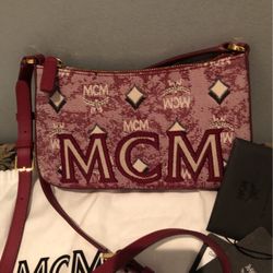 Authentic Mcm Sign https://offerup.com/redirect/?o=QmFnLk5ldw== W/tag &auth Cards
