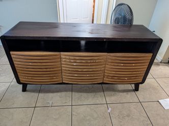 Tv stand