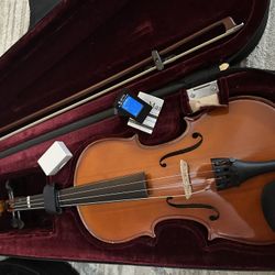1/2 Size Violin with Digital Tuner, Shoulder Rest 120 Firm