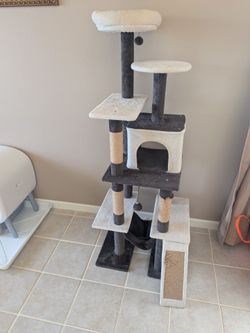 Multi-Level Cat Tree with Condo and Scratching Posts