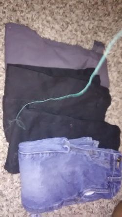 3t4 pairs of pants used