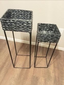Set of plant stands/ organizers