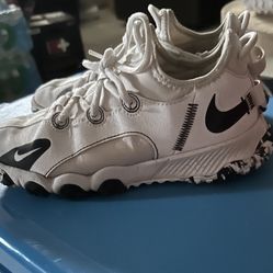 Nike Baseball Turf Shoes Size 4