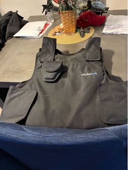 Bulletproof safe vest