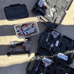 Nail Guns 90$ 