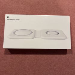 Apple MagSafe Duo Charger Sealed Brand New