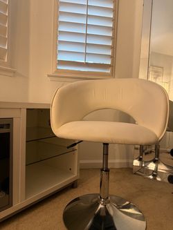 White/Cream Faux Leather Adjustable Vanity Chair