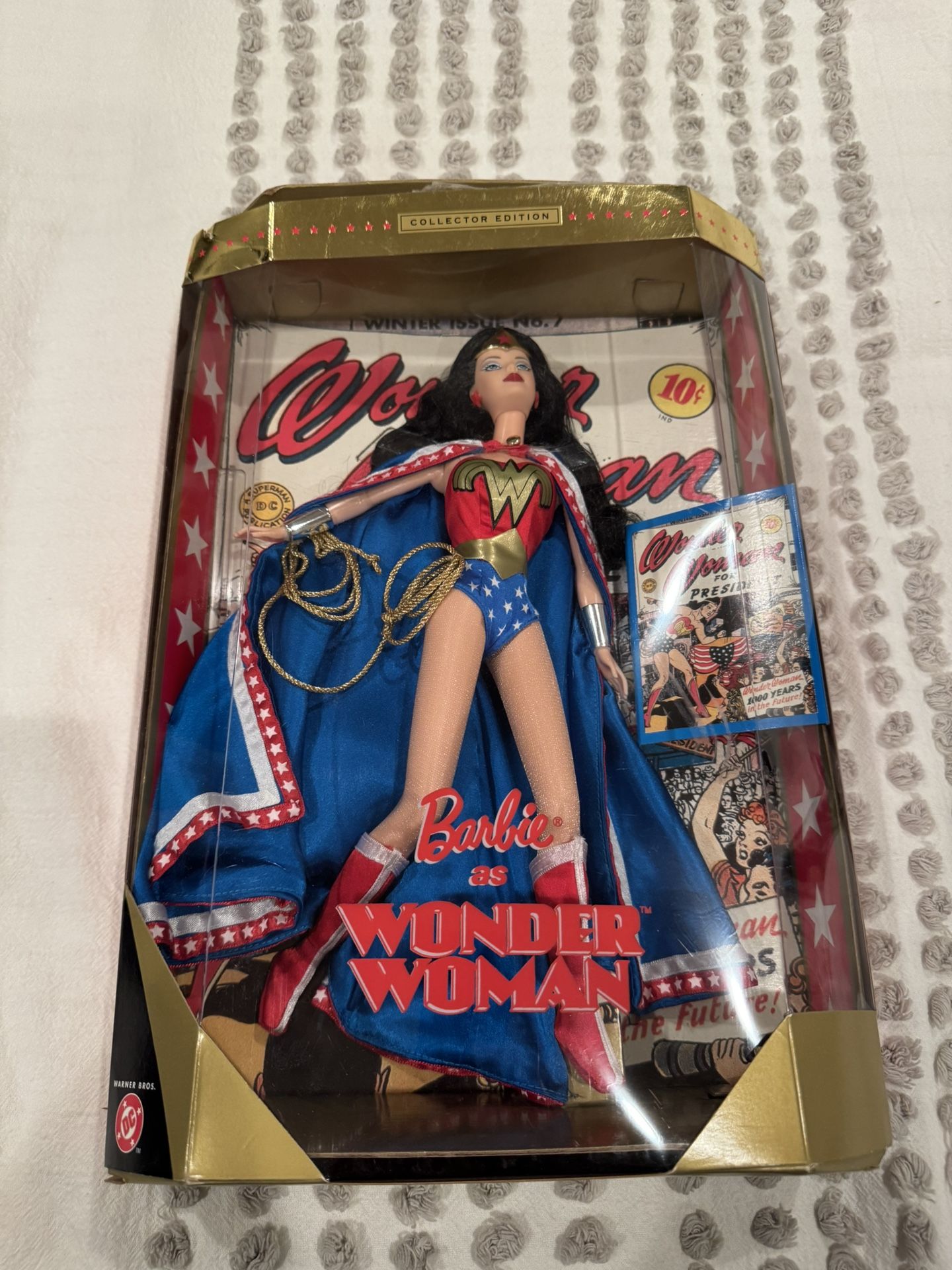 Barbie Wonder Women Figurine