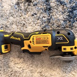 New 20V MAX XR Cordless Brushless 3-Speed Oscillating Multi Tool