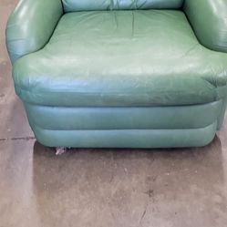 Nice Leather Rcliner