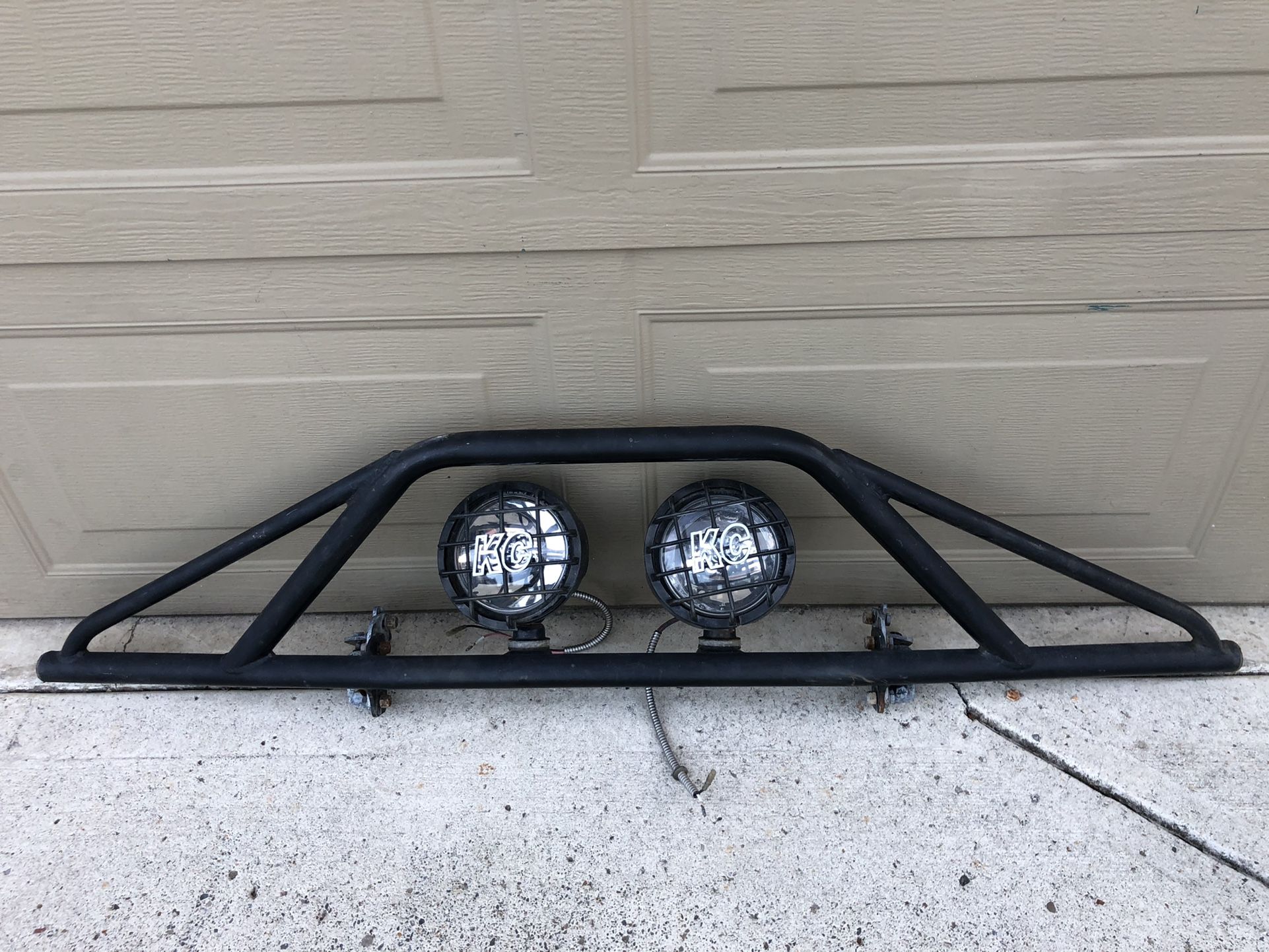 Fabtech Brush Guard Bumper Offroad KC Lights